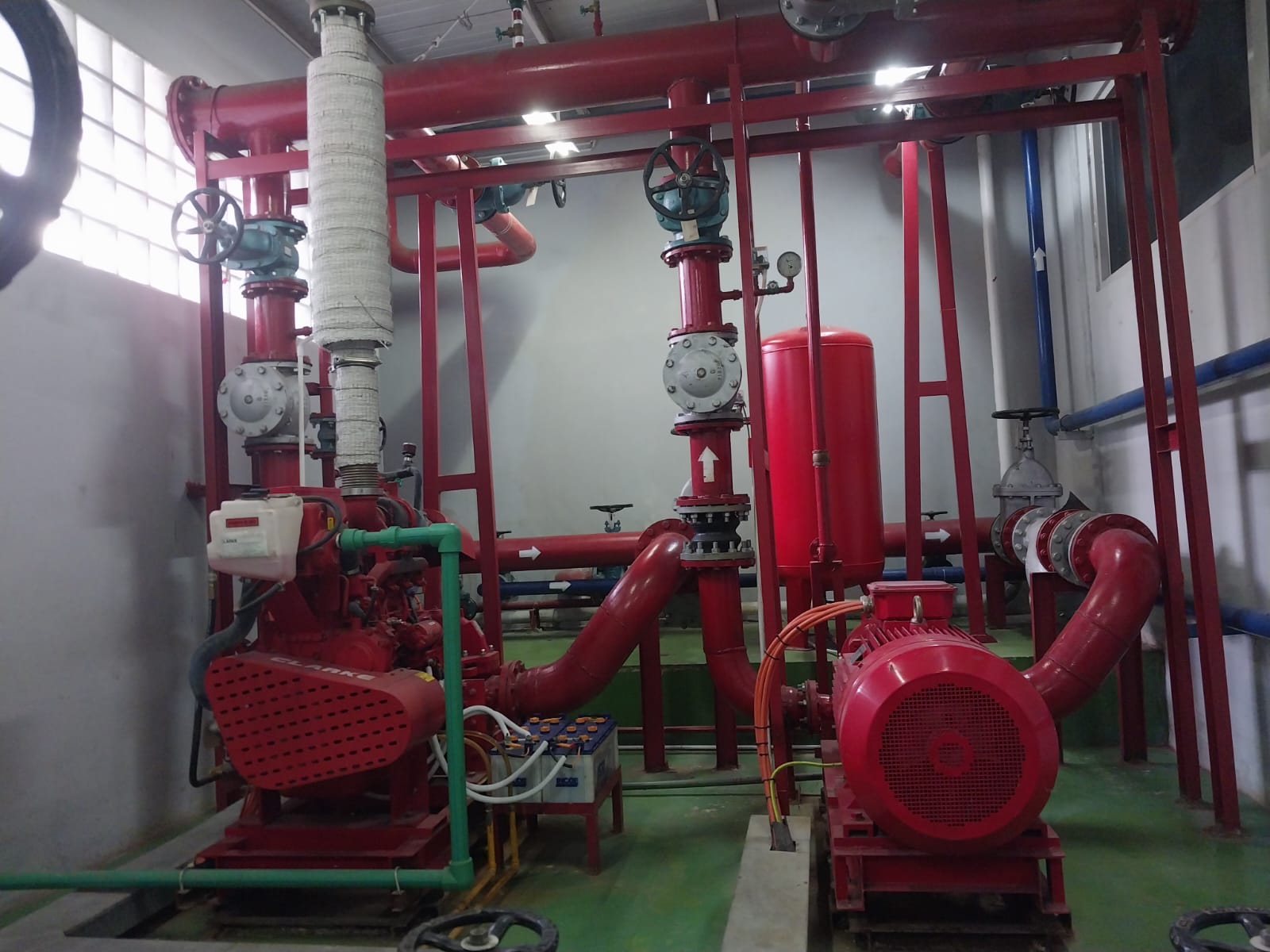 instalasi fire hydrant system
